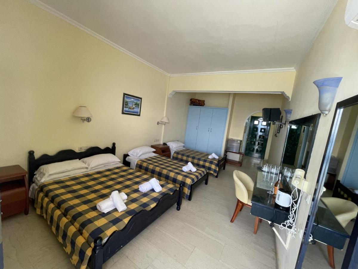 Christina Hotel Mesongi Bagian luar foto