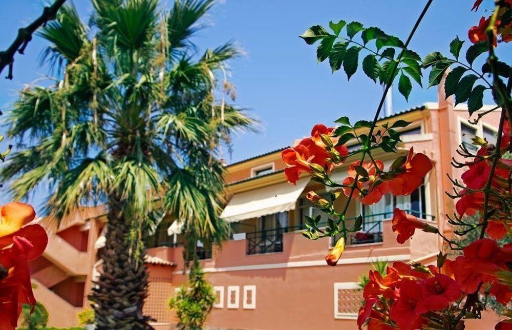 Christina Hotel Mesongi Bagian luar foto